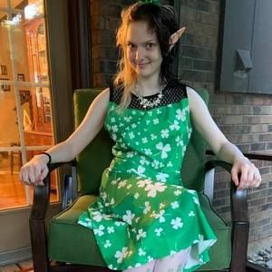 Meet your Posher, Tegan